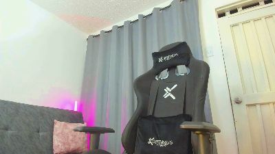 TheMagicFoxxx webcam model stream image