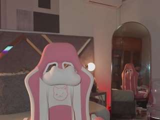 emma-vloss webcam model stream image