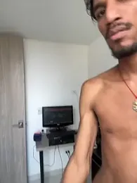 Miguel_bigcock webcam stripchat model stream image