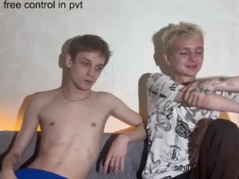 sky_hunter webcam model stream image