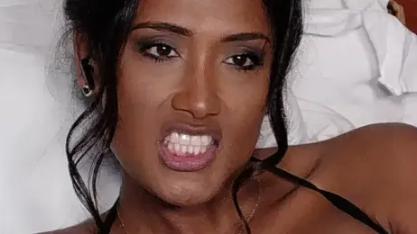 ShanialaFrancaise webcam model stream image