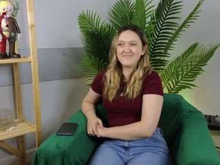 leenameginnes webcam model stream image