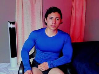 Alexander Classy webcam model stream image