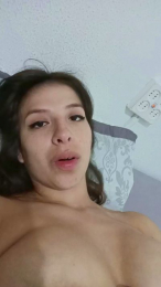 _Saritaa webcam model stream image
