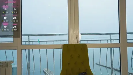 PeachyLina webcam model stream image