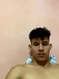 KamiSuarez webcam stripchat model stream image