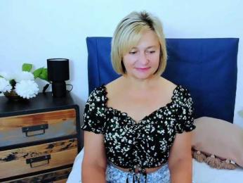 MarieneMature webcam model stream image