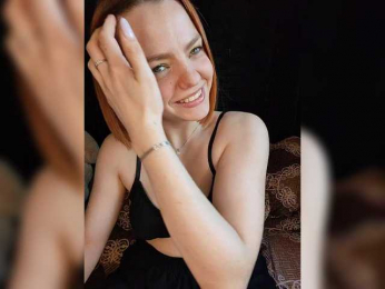 AliceRabbit webcam model stream image