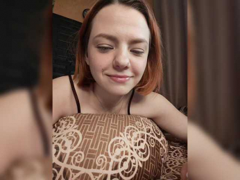 AliceRabbit webcam model stream image