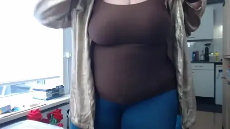 MilfGina webcam model stream image