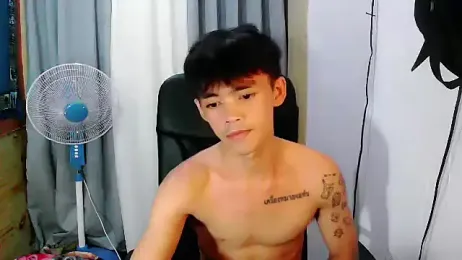 urhunky_boy webcam stripchat model stream image