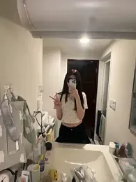 POCARI_SWEAT webcam model stream image