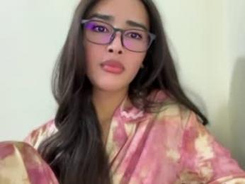 incredible_ts webcam model stream image