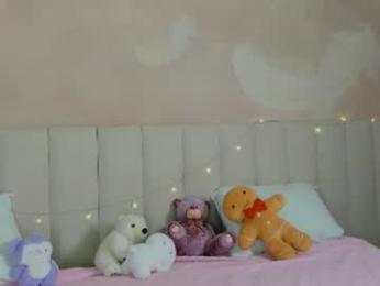 adele_silvyy webcam model stream image