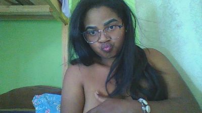 Layckasone webcam model stream image