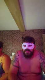 Uhgjvv webcam model stream image