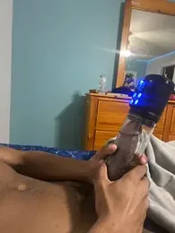 MoneyDah webcam model stream image