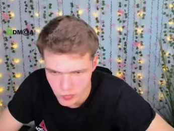 lucas_long_ webcam model stream image