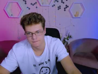 lucas_long_ webcam model stream image