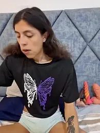 FreyaMoller webcam model stream image