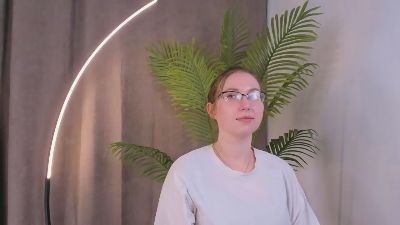 LeighannViereck webcam model stream image