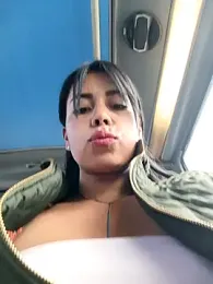 _andrea30 webcam model stream image