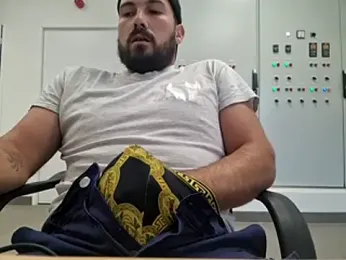 Instinctbrut webcam model stream image