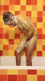 FredBottom webcam model stream image