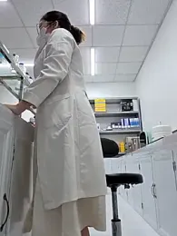 HinaLovely webcam stripchat model stream image