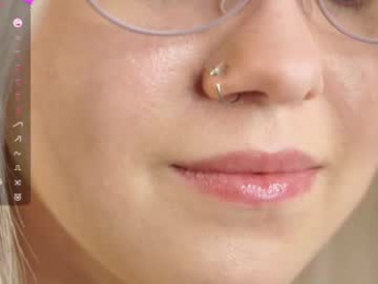sweetyoops webcam model stream image