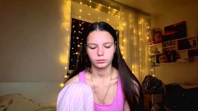 TarraMcroyal webcam model stream image