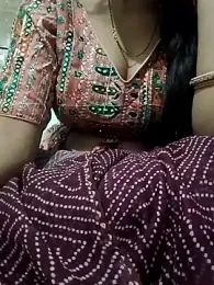 saaniya webcam model stream image