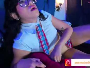 zoe_axel1 webcam chaturbate model stream image