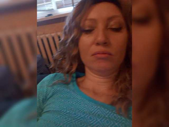 Lena-33 webcam model stream image