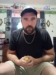 Daddylongleg690 webcam model stream image