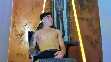Theo_Levis webcam model stream image