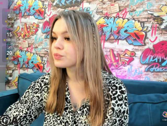 Jerry-Hall webcam model stream image