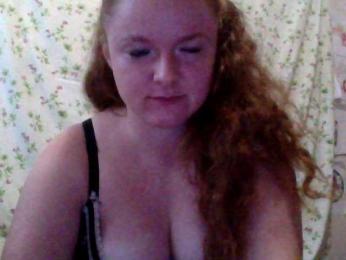Rae-Jeannie webcam bongacams model stream image