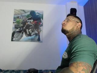 Apolo Strongman webcam flirt4free model stream image