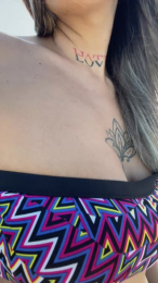 Violetta2022 webcam model stream image