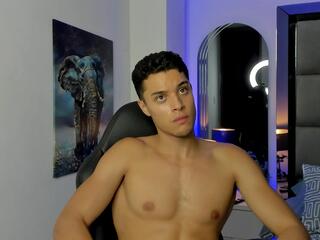 Teo Bennet webcam model stream image