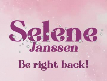 selenejanssen webcam model stream image
