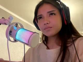 caroleephilogene webcam model stream image