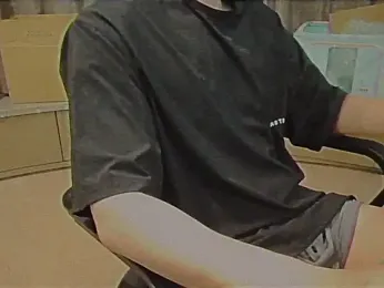 msk2004_06 webcam model stream image