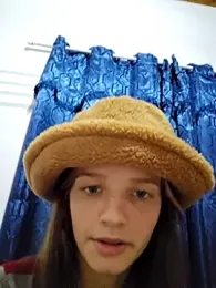 zakydolly webcam model stream image