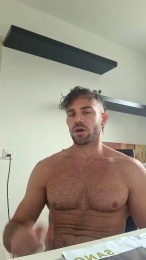 ALPHA_HUNK webcam model stream image