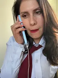 Alysson-- webcam model stream image