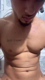 Novinhorj01 webcam model stream image
