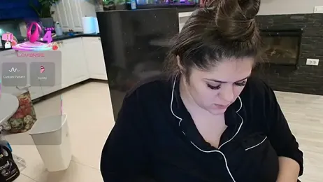 Layla- webcam model stream image