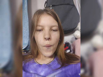 SquirtWave webcam model stream image